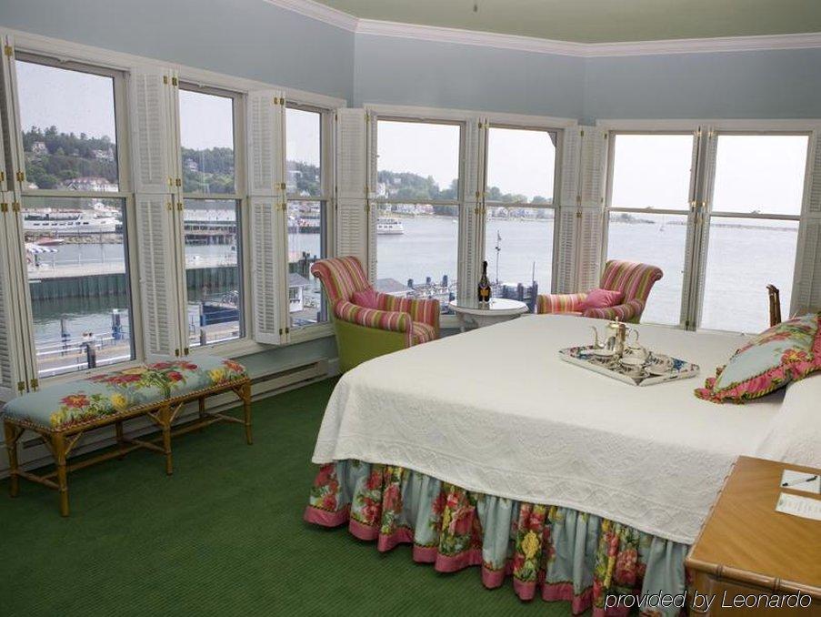 מקינק איילנד Hotel Iroquois חדר תמונה